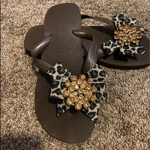Havaianas sandals with embellished bow on thong